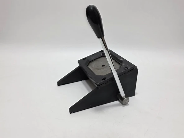 Manuel Rozet Basma ve Köşe Yuvarlama Makinesi Seti 80x53mm - Resim 3