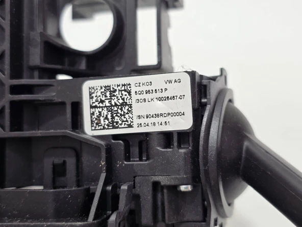 Volkswagen Sinyal Silecek Kollu Direksiyon Sargısı 5Q0953507JC-5Q0953549D-5Q0953513P (Deformeli-011) - Resim 8
