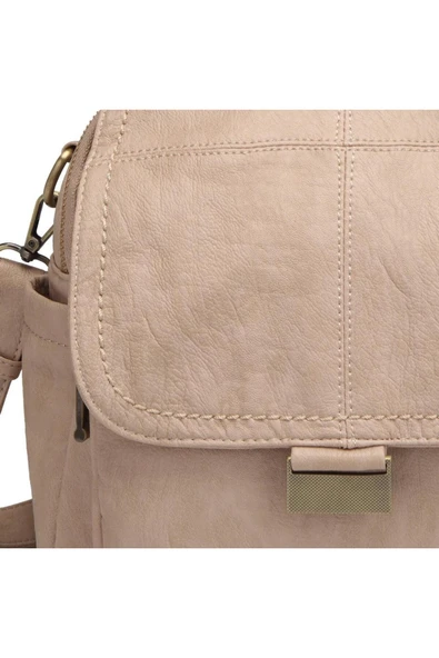 Yıkama Deri Sırt Askılı Kadın Çantası 21-K Barcelona 1908 - Resim 2