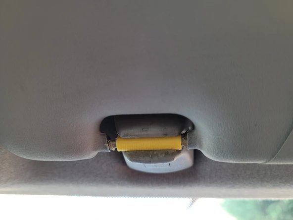 Ford Focus Mk1 _ Fiesta MK5 Güneşlik Desteği Ayağın İçine Giren Çubuk Gibi OLan Parça- 5804693 ürün görseli 1