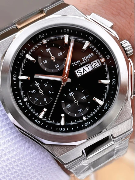 Tom Jones Bileklik Hediyeli Çelik Kordon 3 Atm Suya Dayanıklı 2 Yıl Garantili Erkek Kol Saati 10046.2 - Resim 2