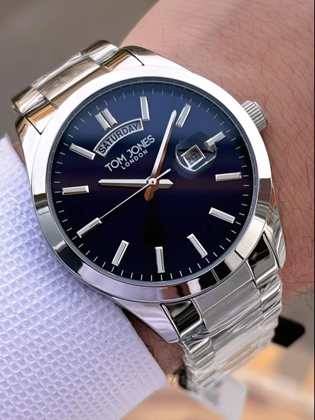 Tom Jones Bileklik Hediyeli Çelik Kordon 3 Atm Suya Dayanıklı 2 Yıl Garantili Erkek Kol Saati 10072.3 - Resim 2