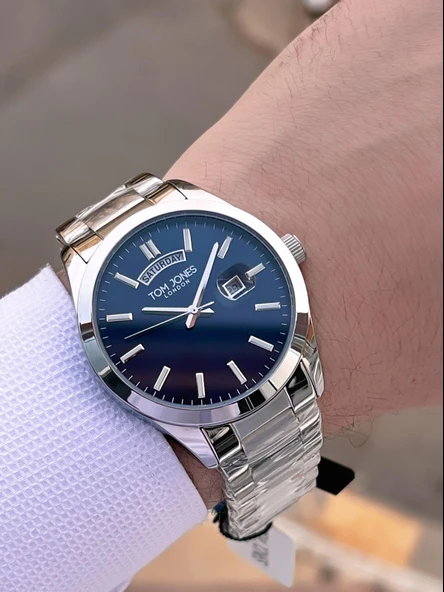 Tom Jones Bileklik Hediyeli Çelik Kordon 3 Atm Suya Dayanıklı 2 Yıl Garantili Erkek Kol Saati 10072.3 - Resim 3