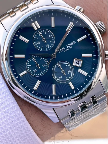 Tom Jones Bileklik Hediyeli Çelik Kordon 3 Atm Suya Dayanıklı 2 Yıl Garantili Erkek Kol Saati 10080.3 - Resim 2