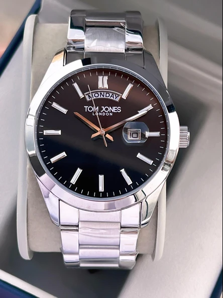 Tom Jones Bileklik Hediyeli Çelik Kordon 3 Atm Suya Dayanıklı 2 Yıl Garantili Erkek Kol Saati 10072.2 - Resim 5