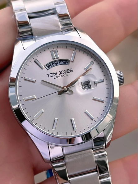 Tom Jones Bileklik Hediyeli Çelik Kordon 3 Atm Suya Dayanıklı 2 Yıl Garantili Erkek Kol Saati 10072.1 - Resim 4