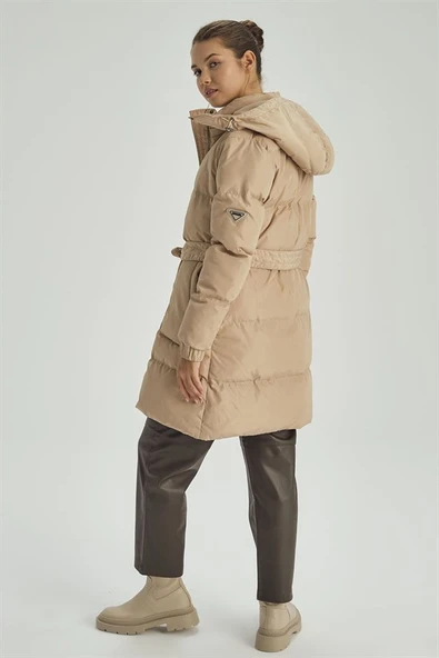 18287 WOMANIA MONT TORONTO - Resim 5