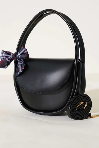 Fularlı Mıknatıslı Oval Çanta Siyah ürün görseli 1