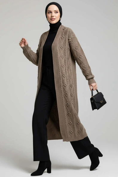 Örgü Kabartma Desenli Uzun Triko Hırka Vizon - Resim 2