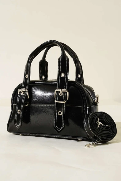 Çift Kemer Tokalı Rugan Çanta Siyah ürün görseli 1