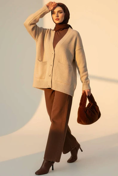 Çift Cepli Düğmeli Triko Hırka Bej - Resim 2