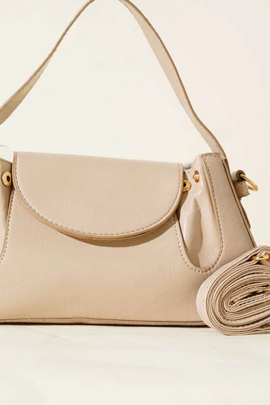 Yan Çıtçıtlı Rugan Çanta Bej - Resim 4