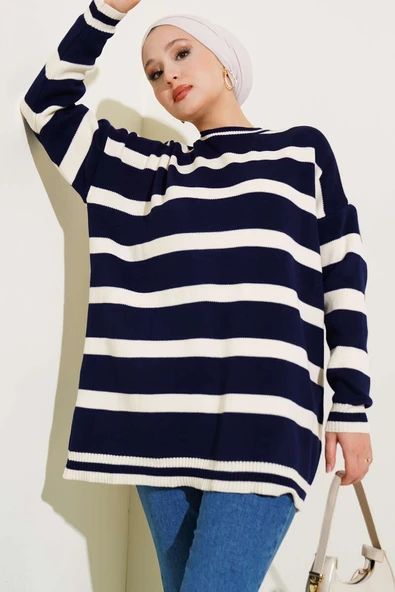 Yatay Çizgi Detaylı Triko Tunik Lacivert ürün görseli 1