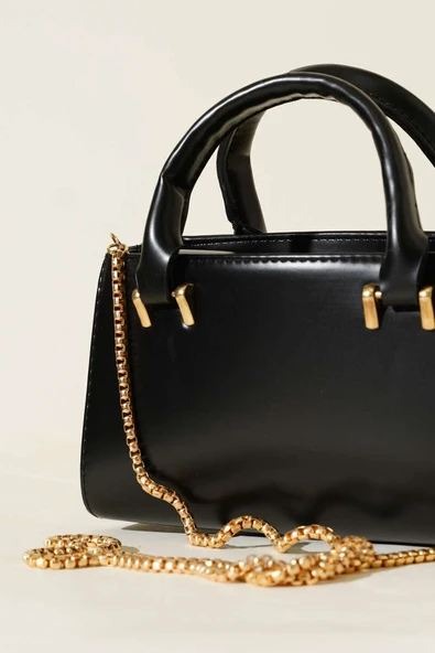 Zincir Askılı Mıknatıslı Çanta Siyah - Resim 3