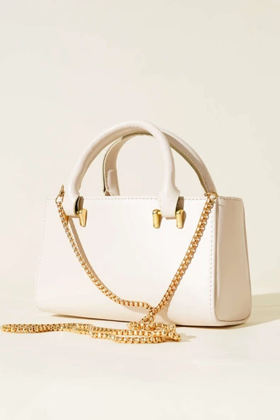 Zincir Askılı Mıknatıslı Çanta Krem ürün görseli 1