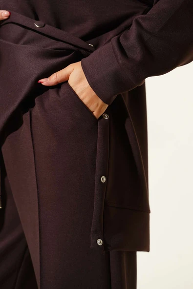 Bisiklet Yaka Yanları Metal Düğmeli İkili Takım Kahve - Resim 4