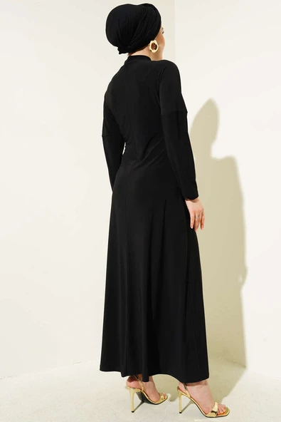 Metal Tokalı Büzgülü Elbise Siyah - Resim 3