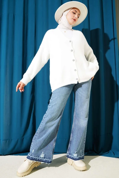 Sakallı Düğmeli Hırka Ekru - Resim 2