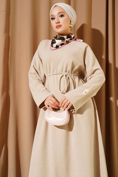 Bisiklet Yaka Armalı İp Kuşaklı Elbise Bej - Resim 2