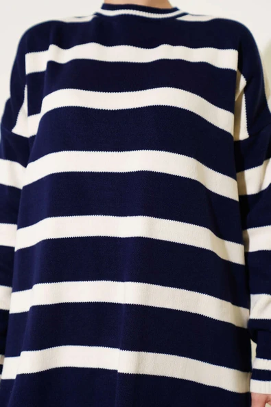 Yatay Çizgi Detaylı Triko Tunik Lacivert - Resim 4