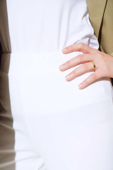 İspanyol Paça Bel Lastikli Dabıl Pantolon Beyaz - Resim 4