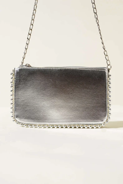 Zımbalı Zincir Askılı Çanta Gümüş - Resim 2