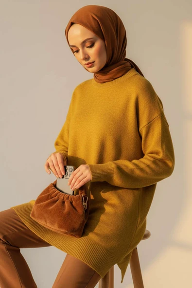 Yan Yırtmaçlı Yumoş Uzun Triko Tunik Yağ Yeşili ürün görseli