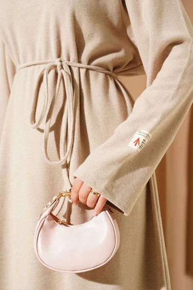 Bisiklet Yaka Armalı İp Kuşaklı Elbise Bej - Resim 4