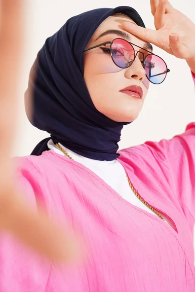 Basic Eşarp Koyu Lacivert ürün görseli 1