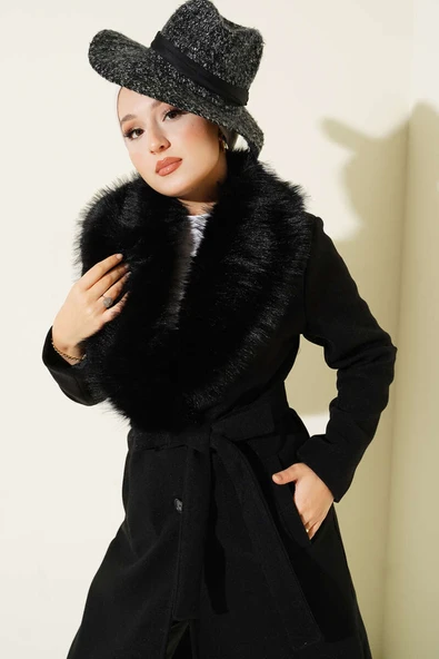 Yaka Kürk Detaylı Kaşe Kaban Siyah - Resim 2