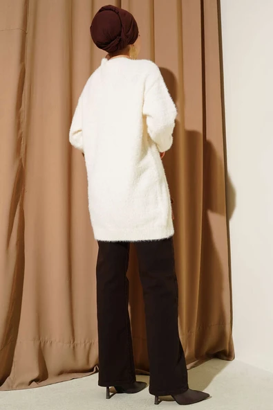 Gold Düğmeli Peluş Hırka Ekru - Resim 3