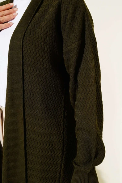 Zikzak Desenli Uzun Triko Hırka Haki - Resim 4