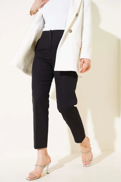 Bel Çımalı Dar Paça Kumaş Pantolon Siyah ürün görseli 1