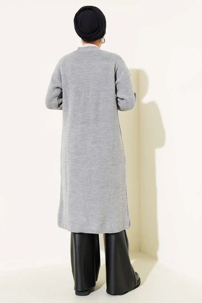 Düğmeli Cepli Uzun Triko Hırka Gri - Resim 3