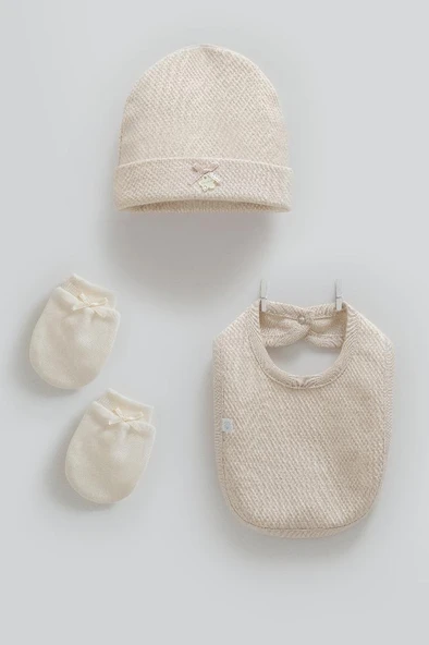 Caramell %100 Pamuk Love Feel 3'lü Takım 50-56 cm Bere-Şapka-Eldiven Yeni Doğan CRML.TAK2080 ürün görseli