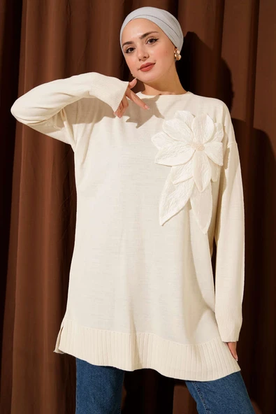 Büyük Çiçek Desenli Triko Tunik Ekru ürün görseli 1