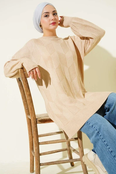 Bisiklet Yaka Yumoş Yan Yırtmaçlı Triko Tunik Latte - Resim 2