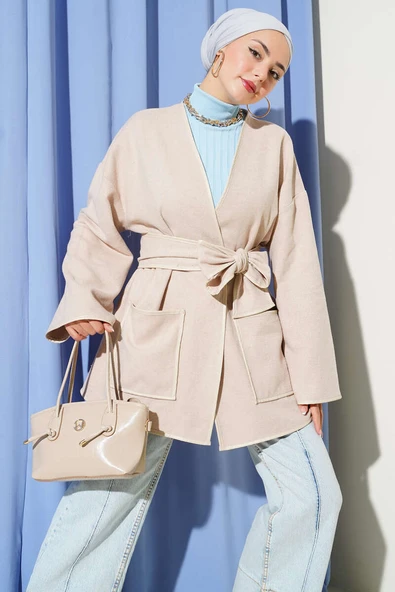 Deri Biyeli Cepli Ceket Bej ürün görseli