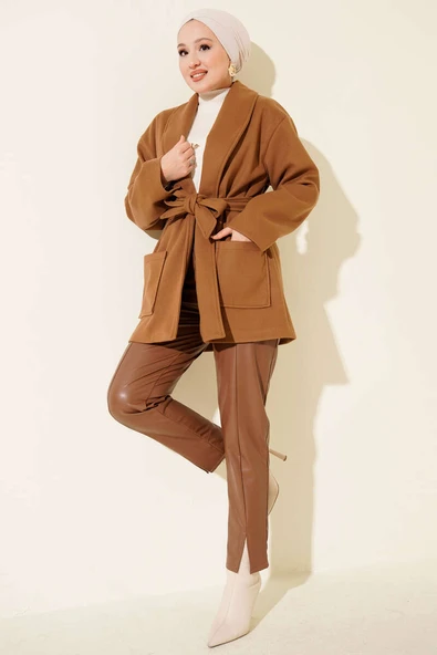 Çift Cepli Kruvaze Kuşaklı Kısa Kaban Camel - Resim 2