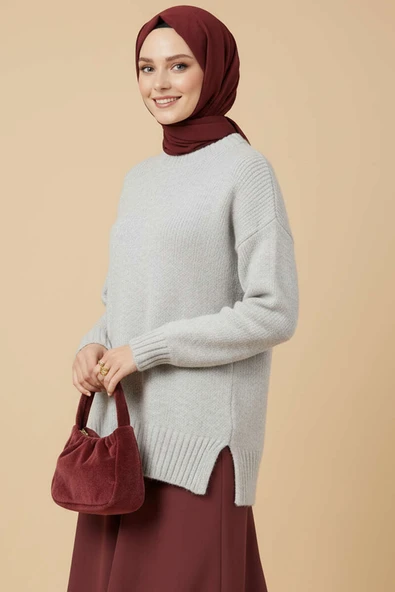 Yan Yırtmaçlı Yumoş Triko Kazak Gri ürün görseli 1