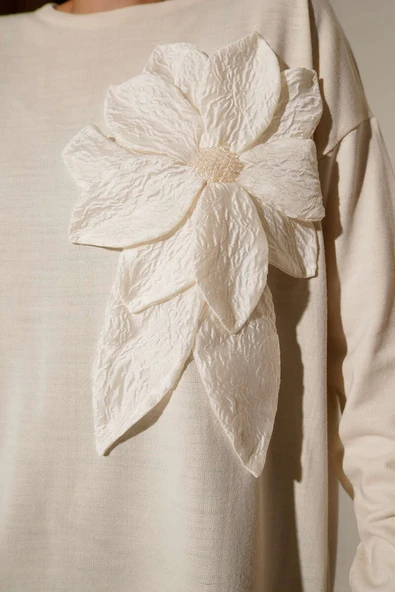 Büyük Çiçek Desenli Triko Tunik Ekru - Resim 4