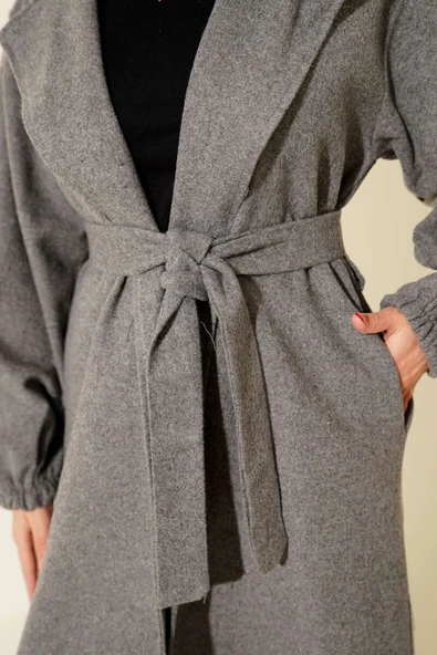 Kruvaze Yaka Balon Kol Kuşaklı Kaban Füme - Resim 4