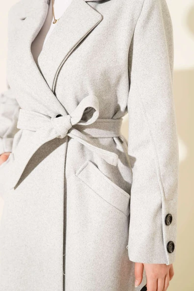 Kol Düğmeli Kuşaklı Kaşe Kaban Melanj Gri - Resim 4