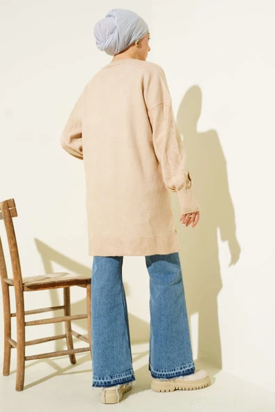 Bisiklet Yaka Yumoş Yan Yırtmaçlı Triko Tunik Latte - Resim 3