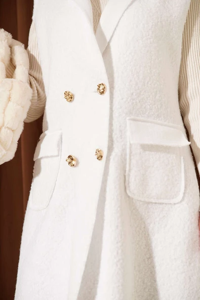 Düğmeli Uzun Buklet Yelek Beyaz - Resim 4