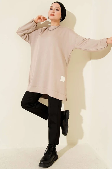 Loyşa Arma Detaylı Salaş Tunik Bej ürün görseli 1