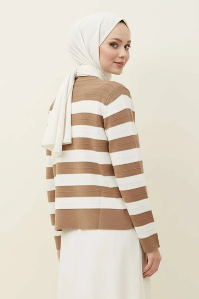 Gold Düğmeli Triko Kısa Hırka Vizon - Resim 3