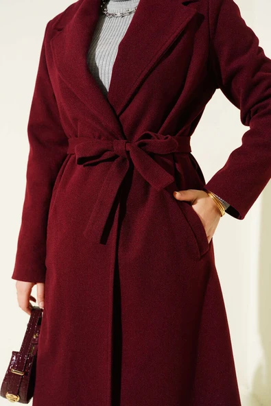 Kruvaze Yaka Kuşaklı Astarlı Kaban Bordo - Resim 4