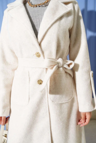 Bilek Apoletli Kuşaklı Tay Tüyü Kaban Bej - Resim 4