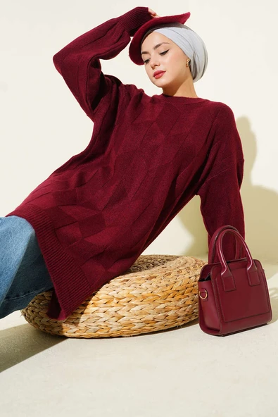 Bisiklet Yaka Yumoş Yan Yırtmaçlı Triko Tunik Bordo ürün görseli